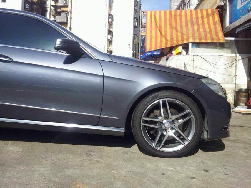 奔馳，裝18寸，AMG