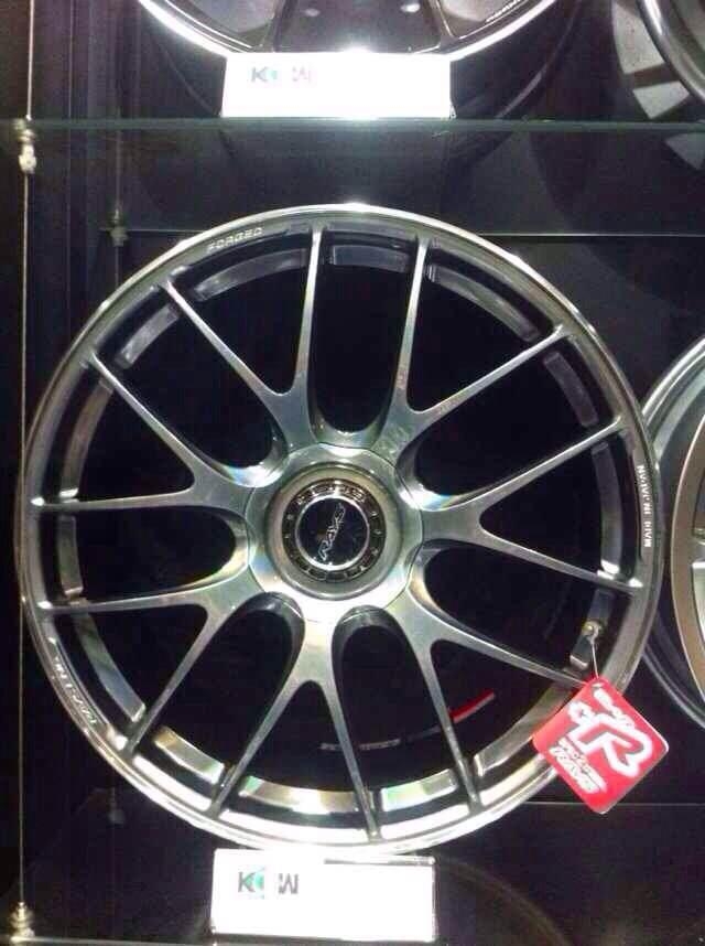 RAYS、G27、20寸裝新款奔馳E300