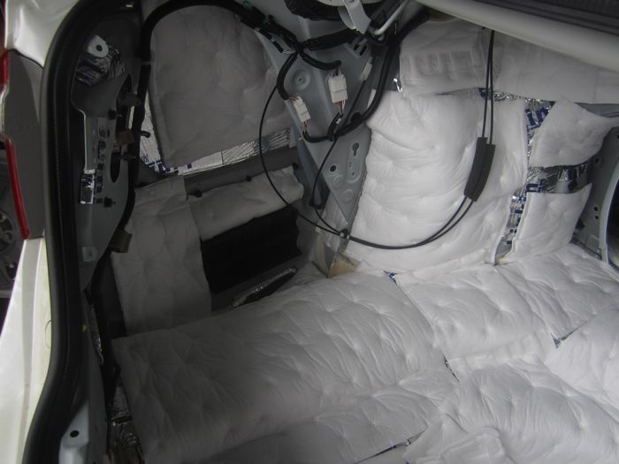 【好聲音分享】凱美瑞精彩音響改裝+全車(chē)隔音