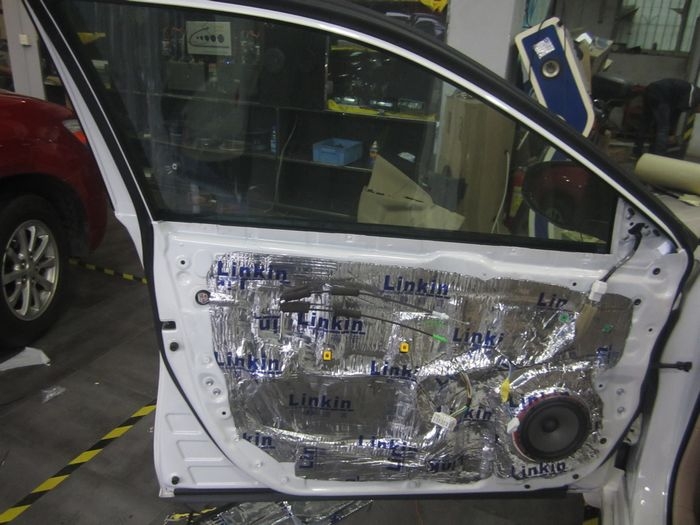 【好聲音分享】凱美瑞精彩音響改裝+全車(chē)隔音