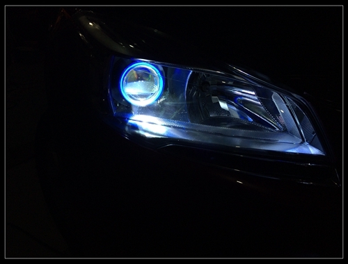 福特翼虎大灯改装全新Q5双光透镜 雪莱特氙气灯 金世莱安定器