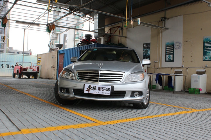 【車(chē)鎮(zhèn)改裝】奔馳C200改裝AMG前后包圍 輪轂 排氣