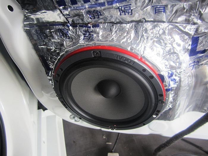 佛山音響改裝  途歌汽車影音：爆款音響，銳志來體驗(yàn)