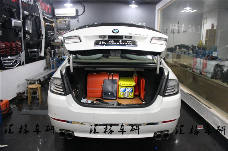 長(zhǎng)沙匯格車研改裝BMW寶馬5系原廠電動(dòng)尾門套件