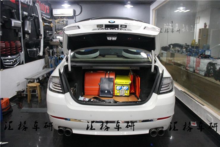 長(zhǎng)沙匯格車研改裝BMW寶馬5系原廠電動(dòng)尾門套件