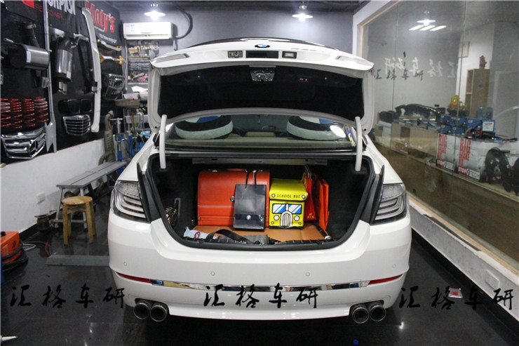 長(zhǎng)沙匯格車研改裝BMW寶馬5系原廠電動(dòng)尾門套件