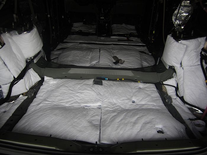 【全車(chē)隔音專(zhuān)題】漢蘭達(dá)全車(chē)俄羅斯進(jìn)口STP隔音+無(wú)損改裝法國(guó)勁浪音響