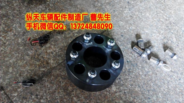 中國漂移第一人張少華戰(zhàn)車上安裝縱天法蘭盤60mm厚哦