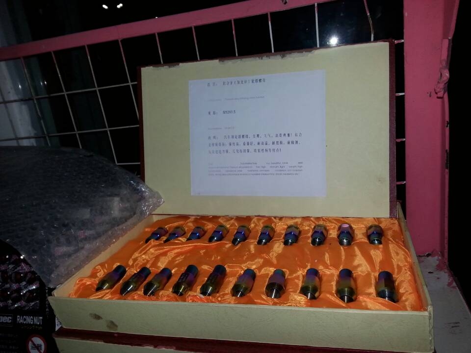 河南洛陽改裝縱天汽配法蘭盤 輪轂加寬墊片 輪距變位器請找車元素專業(yè)改裝店