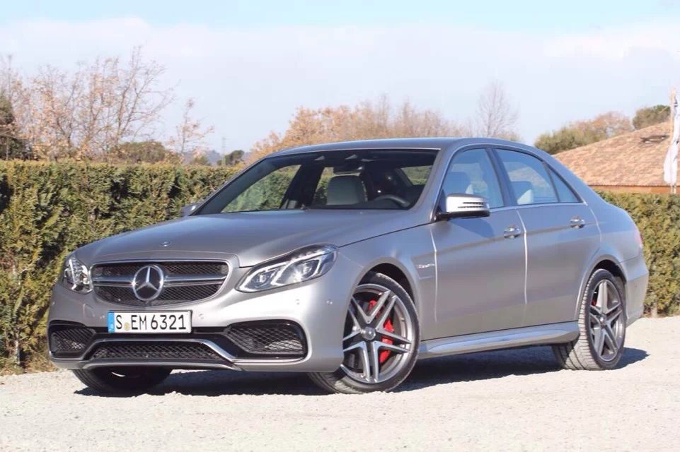 新款E63原裝19x9 ET37，19x9.5 ET52、5X112、原裝鍛造、99新、少有現(xiàn)貨，價錢小貴，非誠勿擾