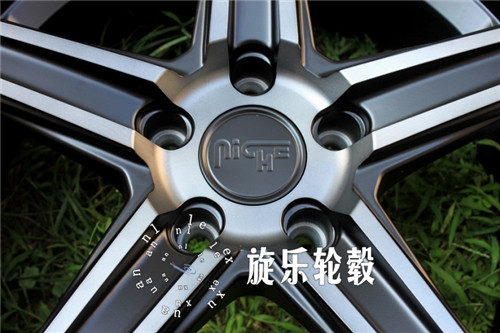 18寸8J9.5J前后配 銀色五幅 全數(shù)據(jù) 銳志 CC 福克斯 寶馬改裝輪轂