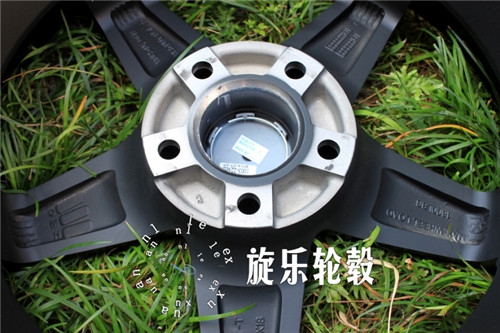 18寸8J9.5J前后配 銀色五幅 全數(shù)據(jù) 銳志 CC 福克斯 寶馬改裝輪轂