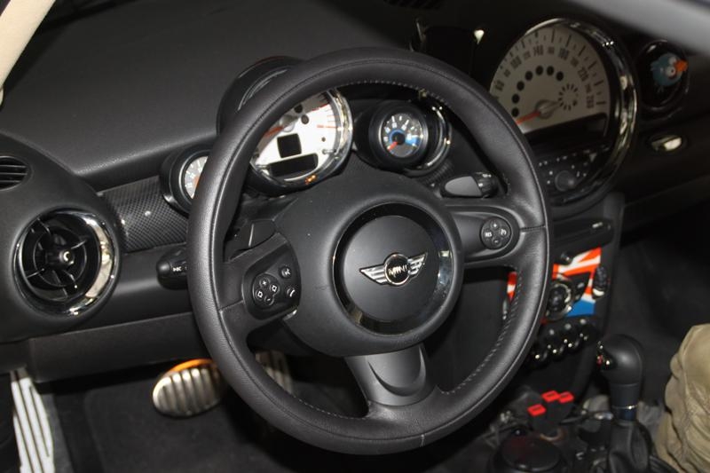 不迷你都不行，華濤成都汽車音響改裝寶馬MINICOOPER