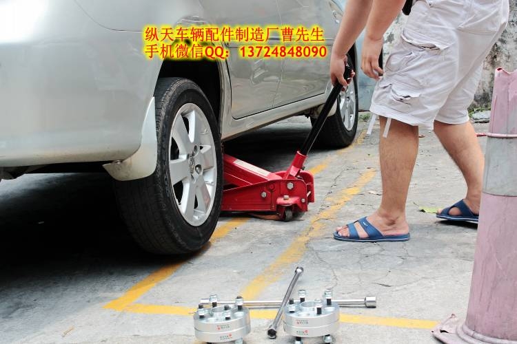 縱天汽配改裝豐田威姿車輪加寬輪距墊片 汽車變位器 輪轂適配器 前后都是25mm厚