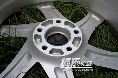 18寸5*114.3銀色車面3SDM 銳志 思鉑睿 名圖 翼神 IS 改裝輪轂