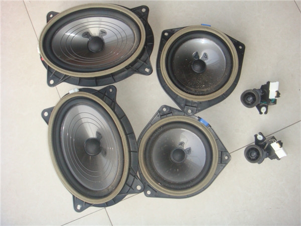 陜西西安上尚汽車音響-豐田2700改裝意大利赫茲音響