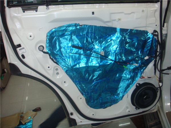 陜西西安上尚汽車音響-豐田2700改裝意大利赫茲音響