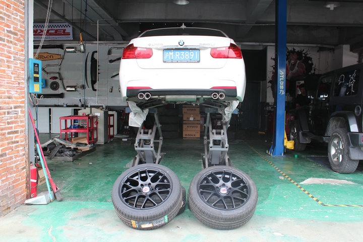 【車(chē)鎮(zhèn)改裝】寶馬320改Mtech包圍，輪轂，cgw尾段