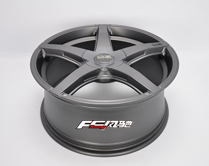 意大利原裝進(jìn)口OZ VITTORIA 改裝輪轂 18寸 正品