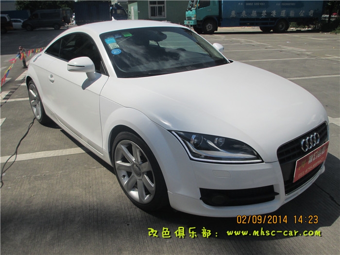 奧迪TT改色貼膜車身改顏色深圳膜幻色彩專業(yè)汽車改色貼膜出品