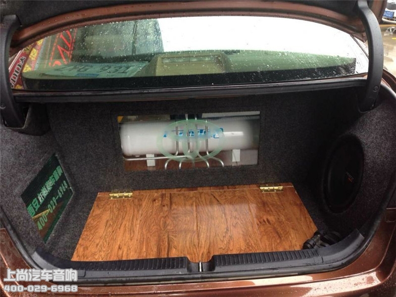 豐田銳志改裝意大利赫茲音響-陜西西安上尚汽車音響改裝公司