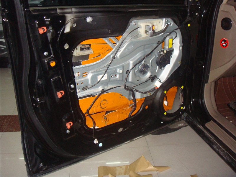 陜西西安上尚汽車(chē)音響現(xiàn)代途勝隔音工程