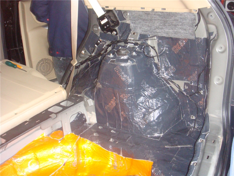 陜西西安上尚汽車(chē)音響現(xiàn)代途勝隔音工程