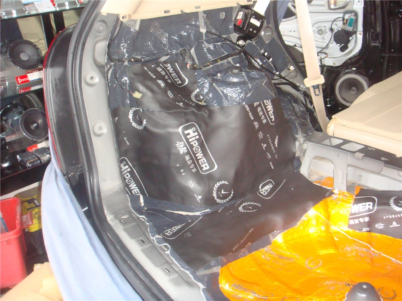 陜西西安上尚汽車(chē)音響現(xiàn)代途勝隔音工程