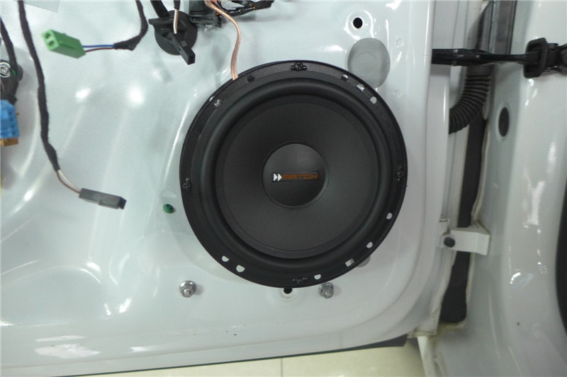 大眾高爾夫7無(wú)損改裝麥?zhǔn)耍∕ATCH)音響-陜西西安上尚汽車音響改裝公司