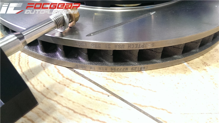 奧迪Q5改裝美國STOPTECH ST40四活塞剎車套裝--湖南長沙匯格車研專業(yè)奧迪改裝