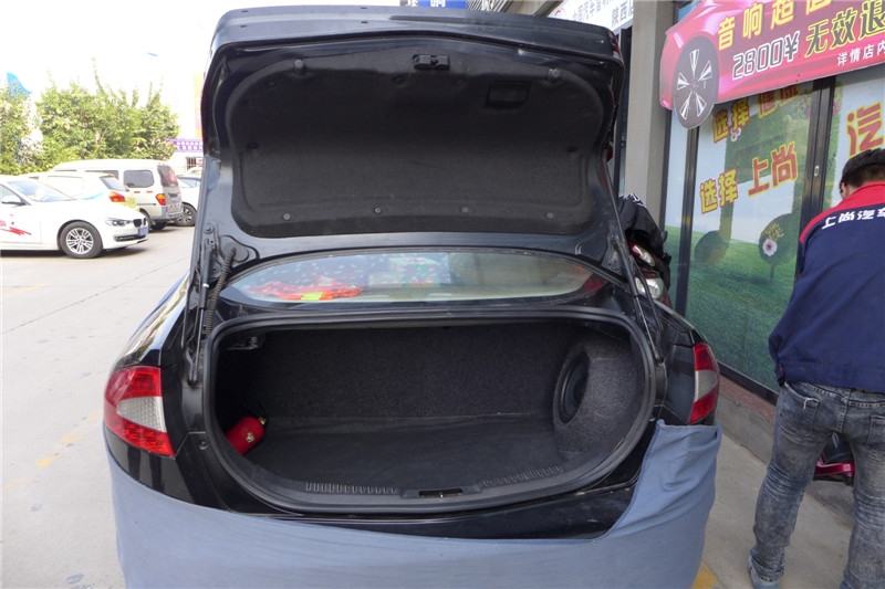 陜西西安上尚福特蒙迪歐致勝改裝意大利赫茲音響