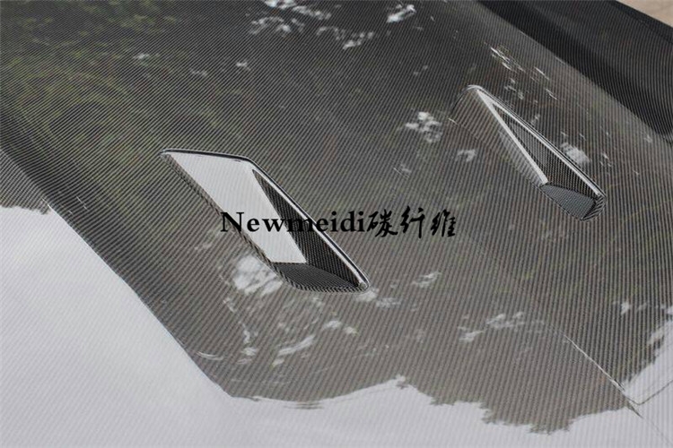 奔馳BenzCLS350 300碳纖維機(jī)蓋改裝機(jī)蓋碳纖維