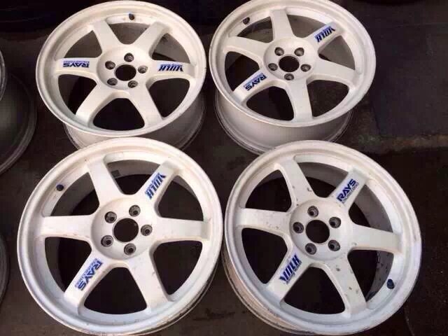RAYS、TE37、17寸 白色