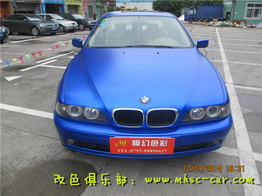 寶馬五系貼膜改顏色深圳汽車改色貼膜哪里好