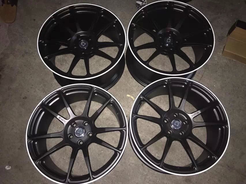 奔馳CLS、裝19寸，HRE