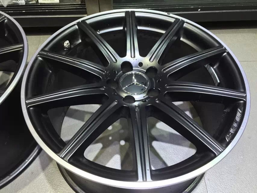CLS63、AMG、19寸需要的朋友私信我。