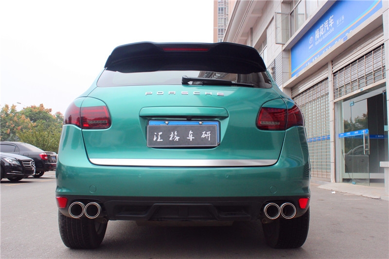 長沙保時(shí)捷改色貼膜 卡宴Avery小珠光獵湖綠 Avery進(jìn)口車身改色膜