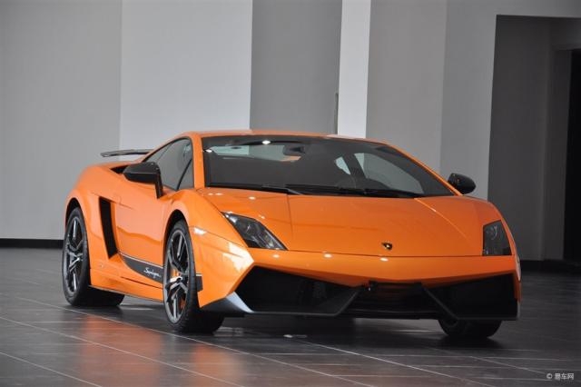 蘭博基尼 Murcielago 小牛 LP550LP560LP570干碳碳纖維 Newmeidi款機蓋