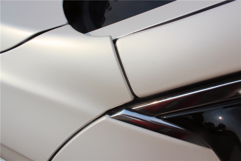 長(zhǎng)沙實(shí)體汽車(chē)改裝店 BMW525-雅龍?zhí)沾砂?長(zhǎng)沙寶馬陶瓷白改色膜