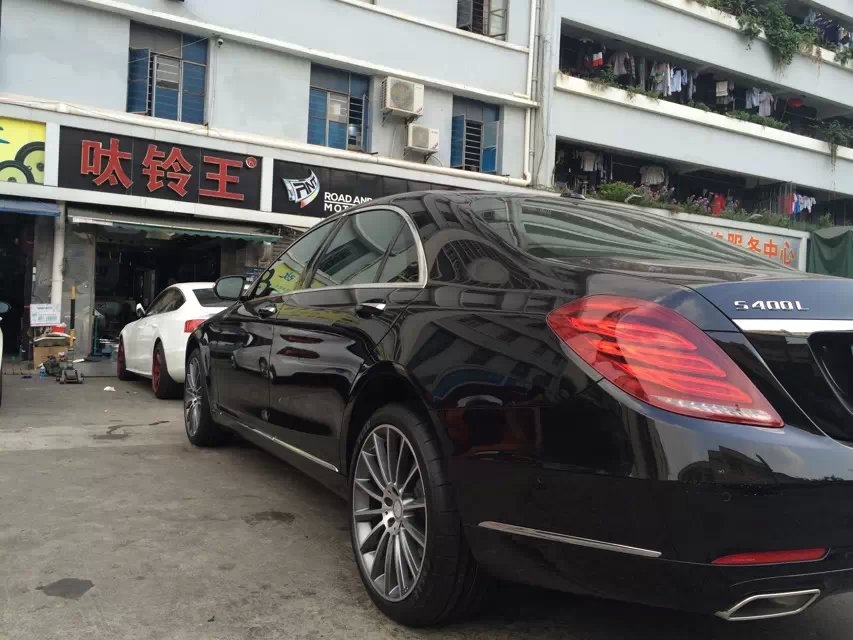 奔馳，裝S63、AMG，20寸