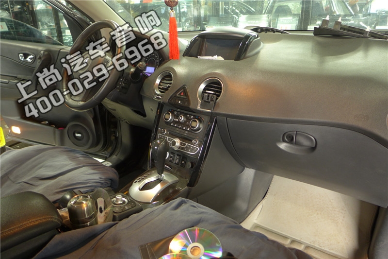 陜西西安上尚汽車音響改裝-雷諾科雷傲升級(jí)意大利赫茲音響