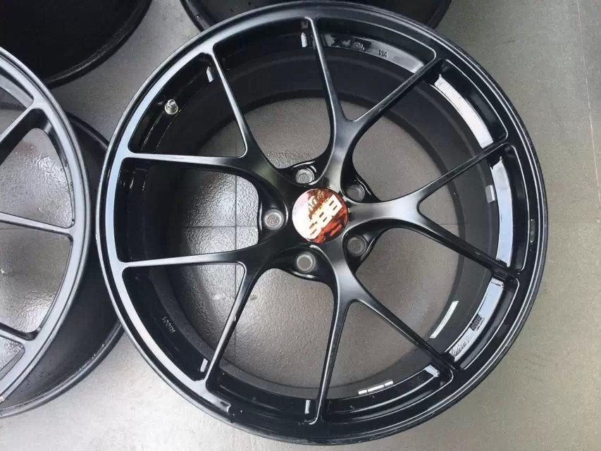 BBS RID： 全世界最輕的鍛造輪轂，極品奢華