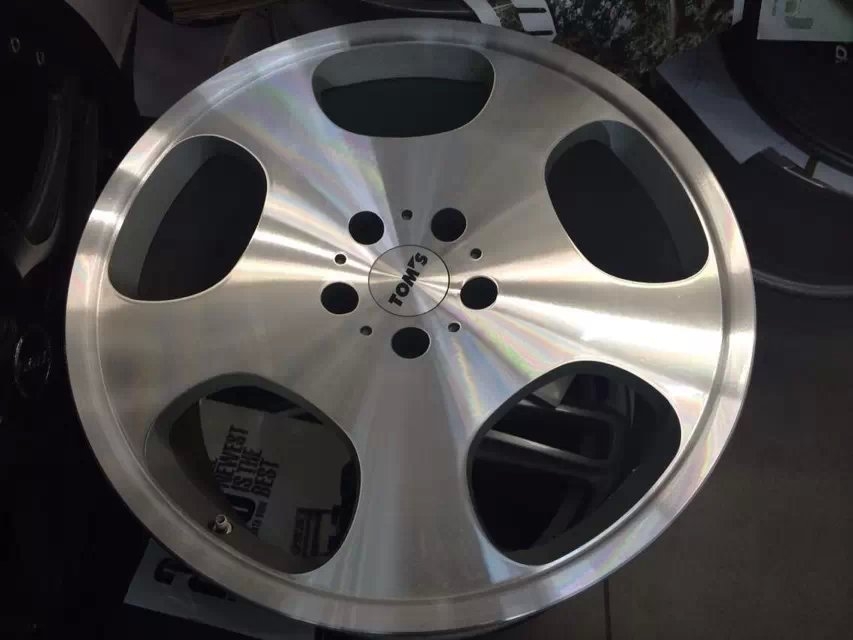 豐田，御用、鍛造：TOM'S VP-1 19寸，現(xiàn)貨