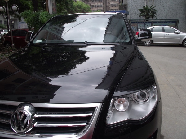 深圳汽車漆面鍍晶美極光鍍盾汽車美容護理