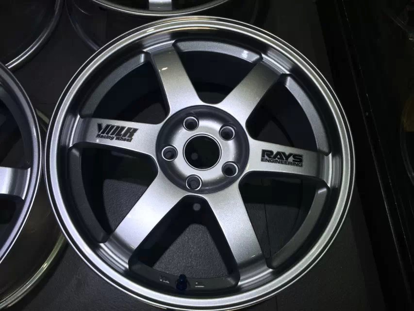 TE37 18*7.5J ET48 5*112