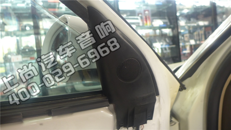 陜西西安上尚汽車音響改裝-大眾領(lǐng)域升級(jí)意大利赫茲音響