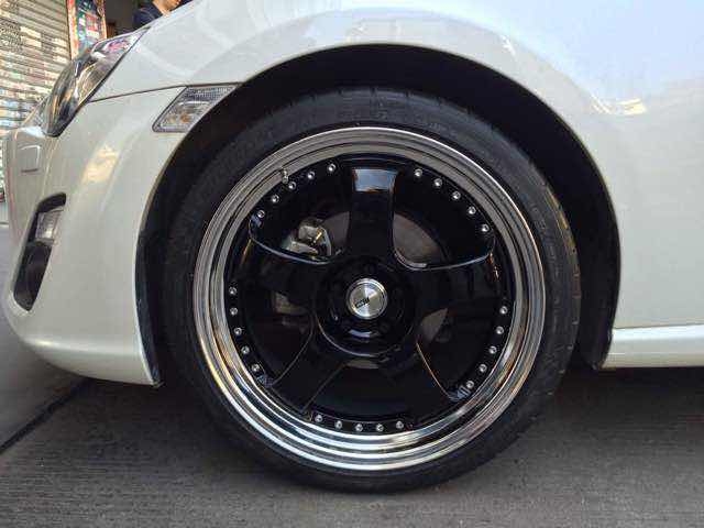 86、裝SSR，19寸。