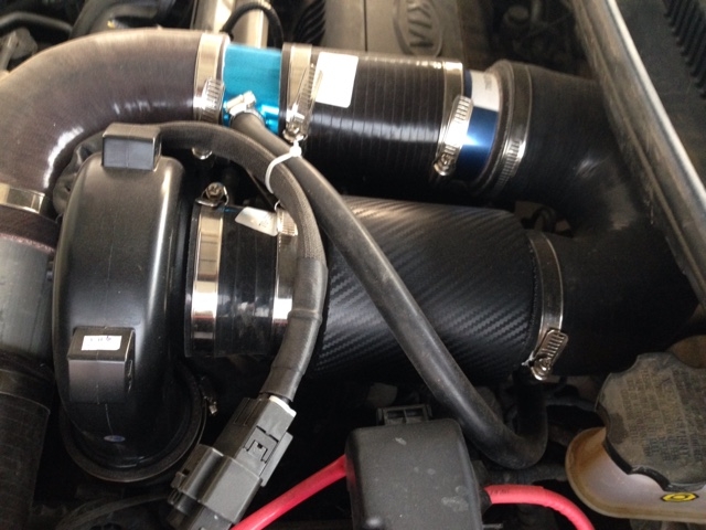 起亚K2专用离心式汽车电动涡轮增压器LX3971提升动力节油改装件专利产品