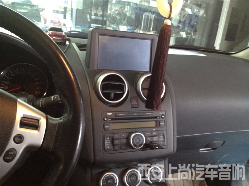 陜西西安上尚汽車音響-尼桑逍客升級(jí)意大利赫茲音響
