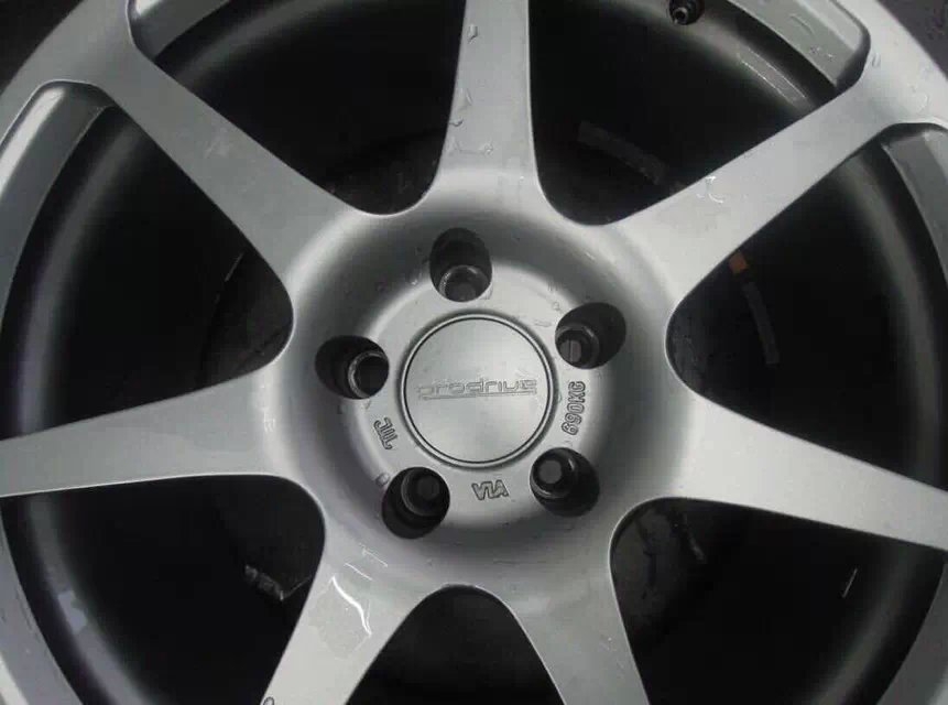 PRODRIVE GC07J 18寸，成色很新，趕緊私信